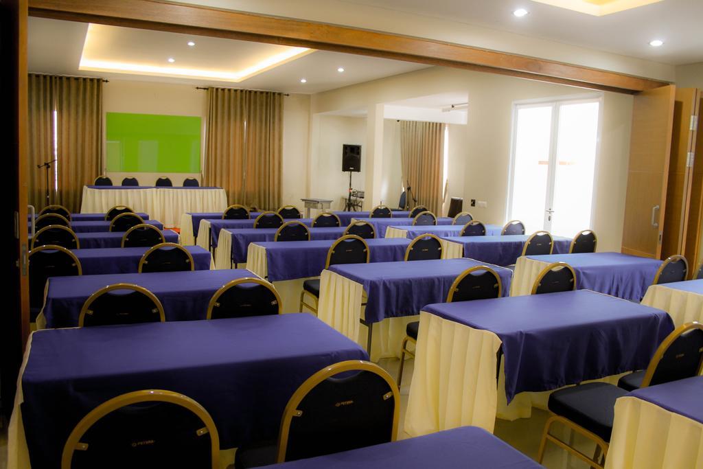 Image Hotel And Resto บันดุง ภายนอก รูปภาพ